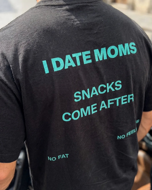 MOM SNACKS